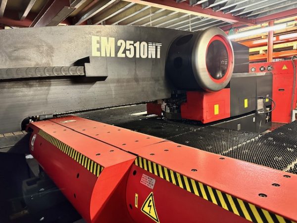 Amada EM2510NT electric punch - Image 2