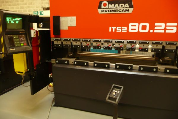 AMADA MODEL ITS2 - Image 3