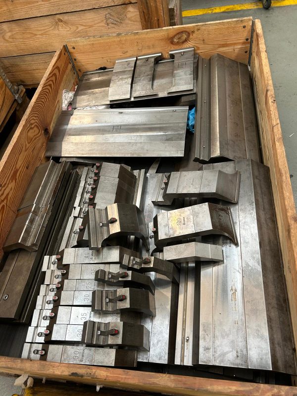 AMADA PROMECAM HFE 220-3000L LONG STROKE - Image 2