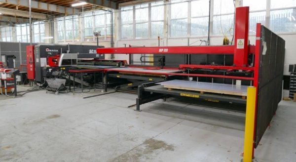 Amada AC 2510 NT CNC Turret Punch with full load -unload automation - Image 6