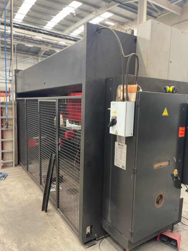 Model Amada HFE M2 220t 4m, 8 axis Press Brake - Image 5