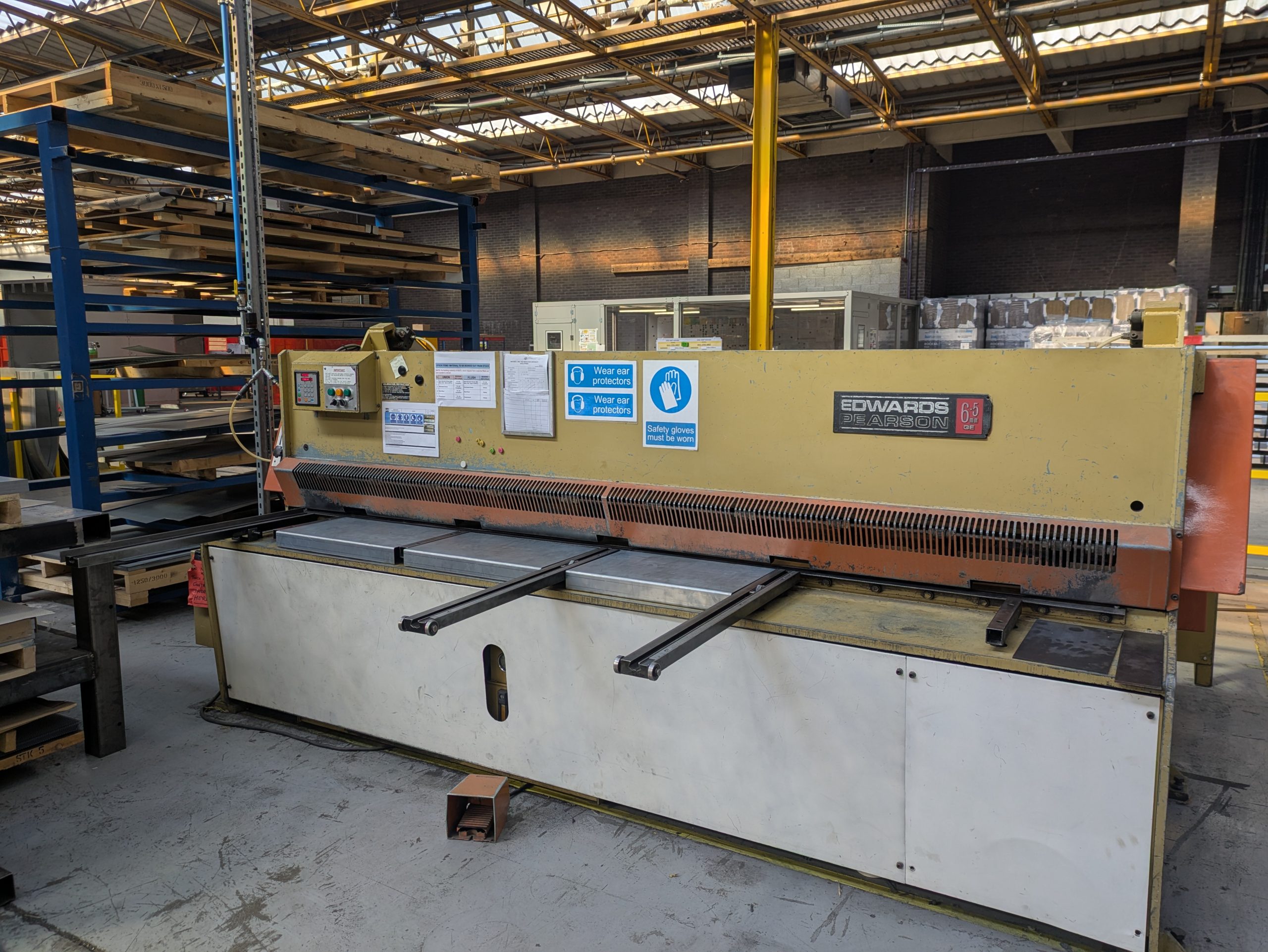 Hydraulic guillotine shear GE 6.5/3000 HYDRAULIC CNC PROGRAMMABLE - Image 3