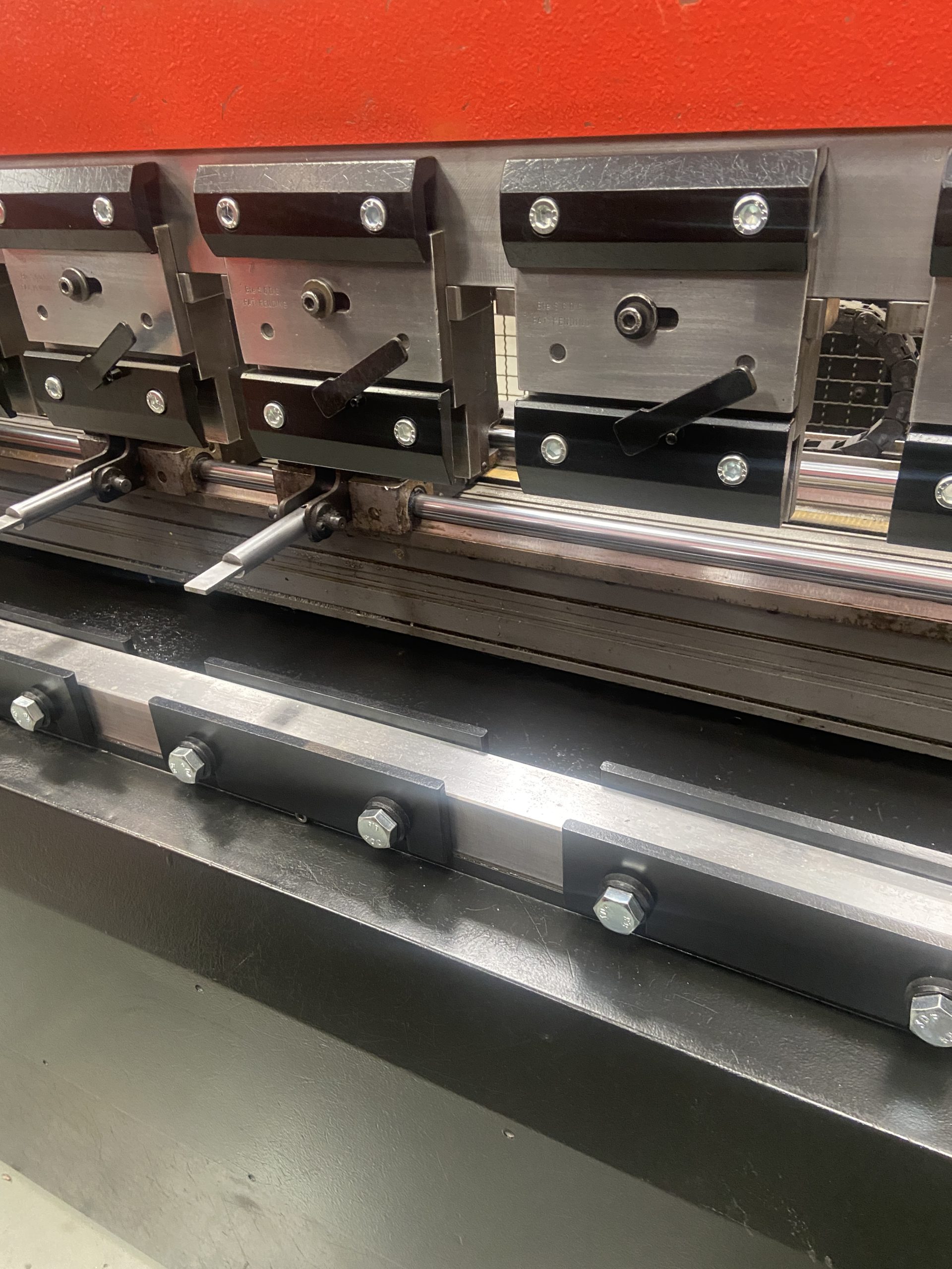 APX 8025 STOCK NO. 01983 - Image 3