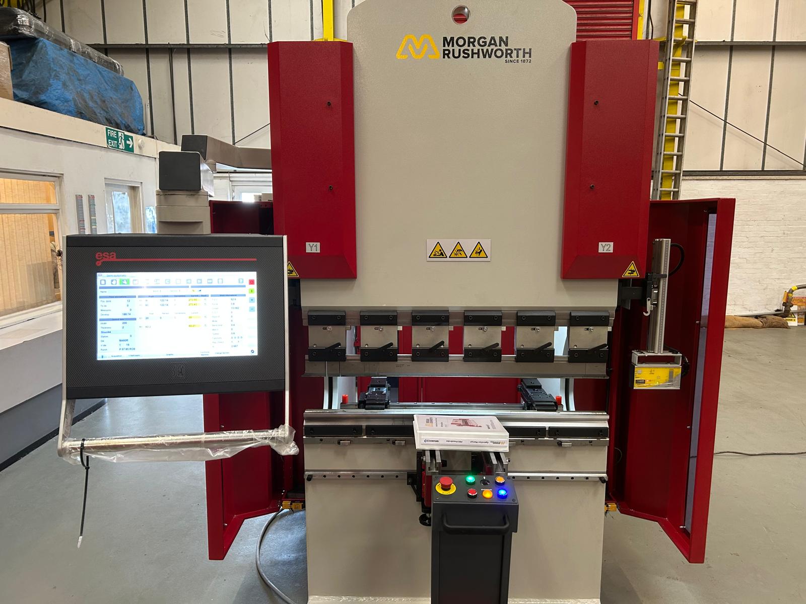 BAYKAL PBS 1250-40 HYDRAULIC DOWNSTROKING CNC PRESS BRAKE - Image 3