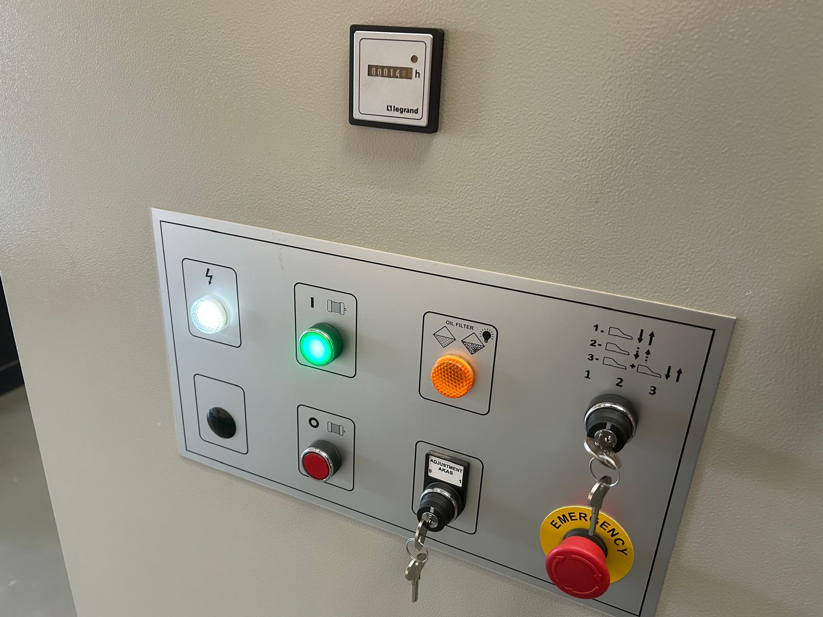 BAYKAL PBS 1250-40 HYDRAULIC DOWNSTROKING CNC PRESS BRAKE - Image 9