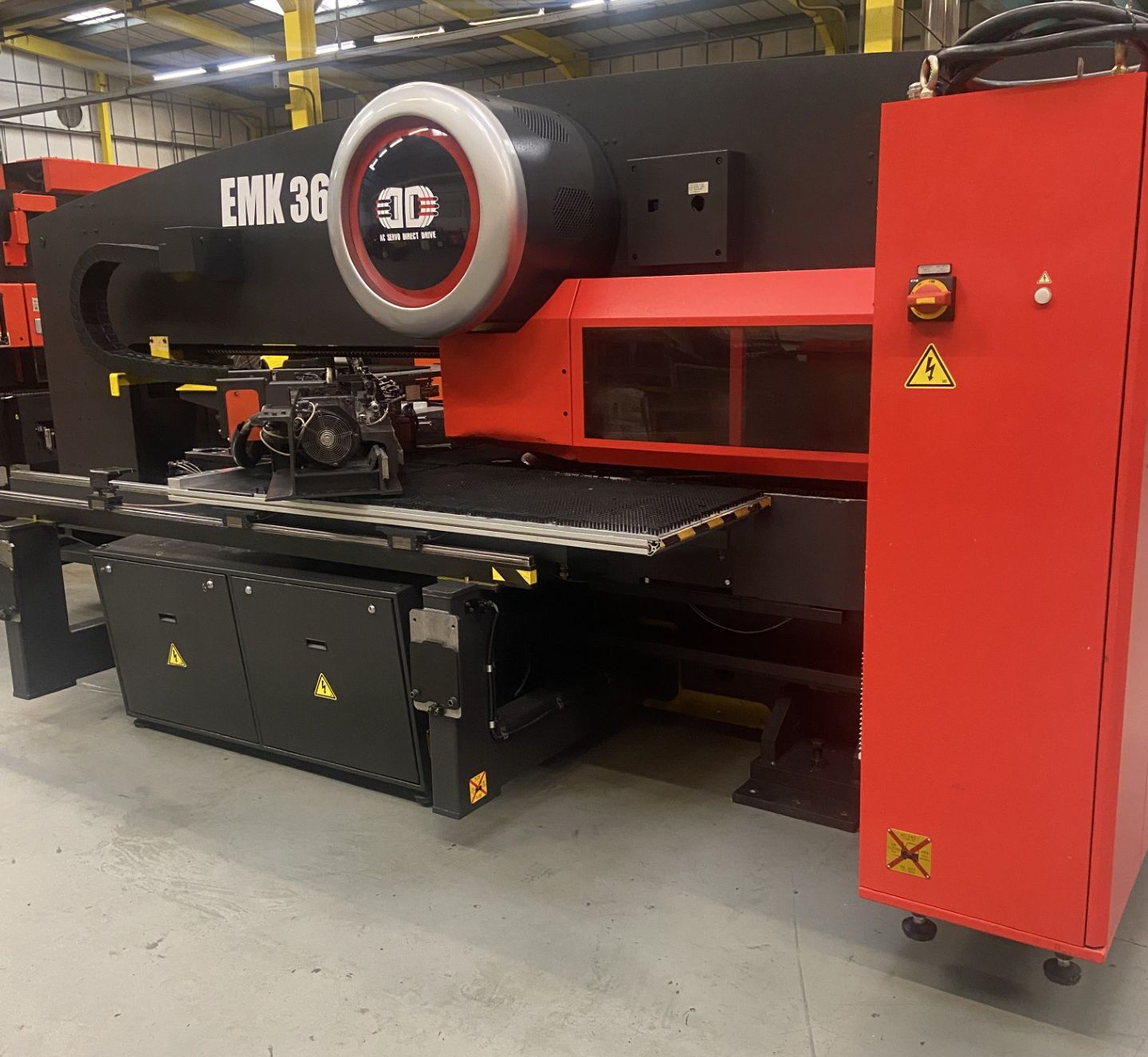 Amada EM3610NT electric punch - Image 5
