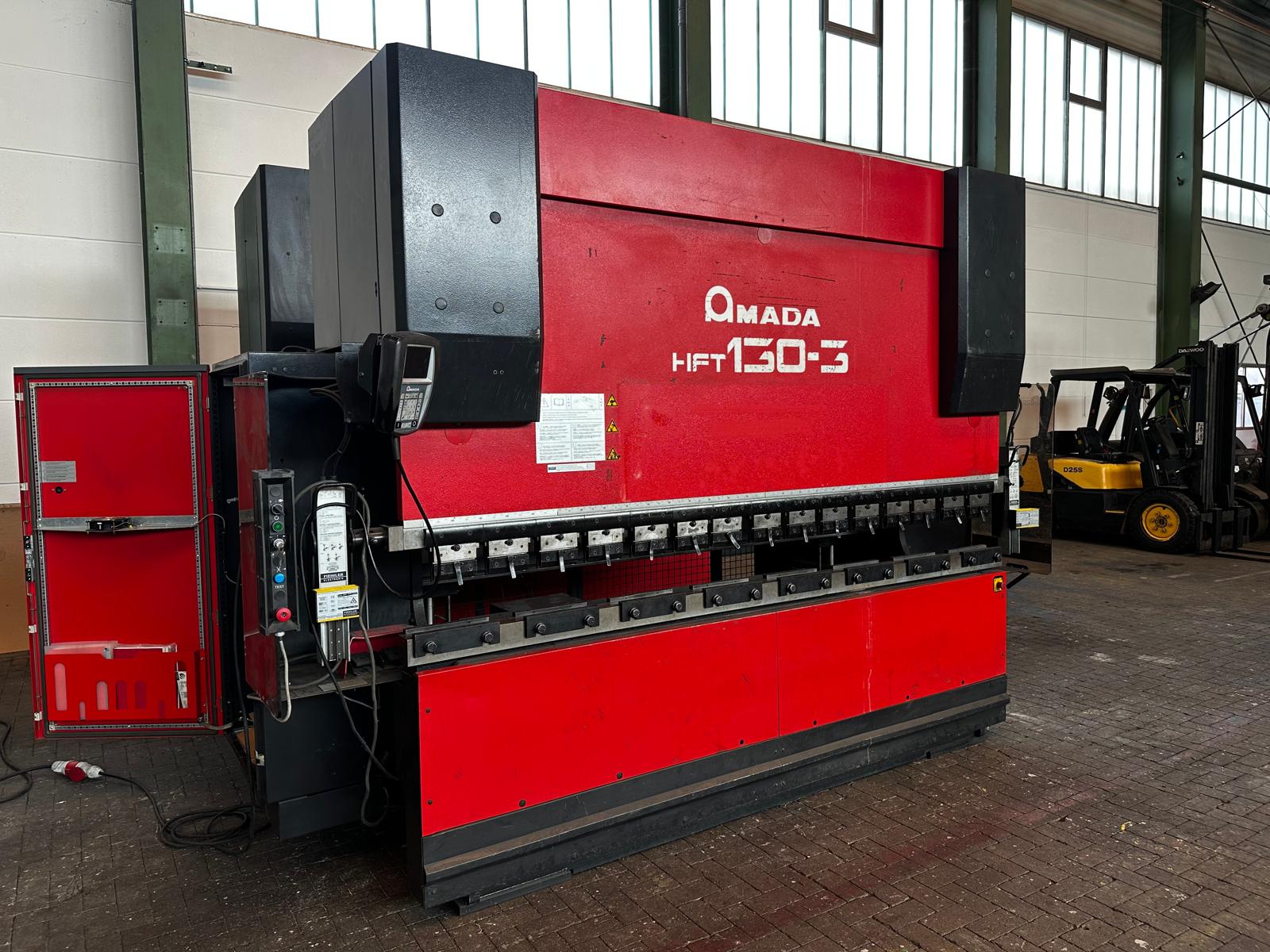 AMADA press brake HFT 130-3 - Image 2